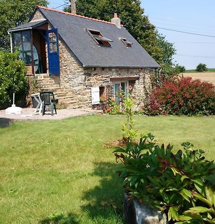 Avel Nedeleg Villa Coatreven Rum bild